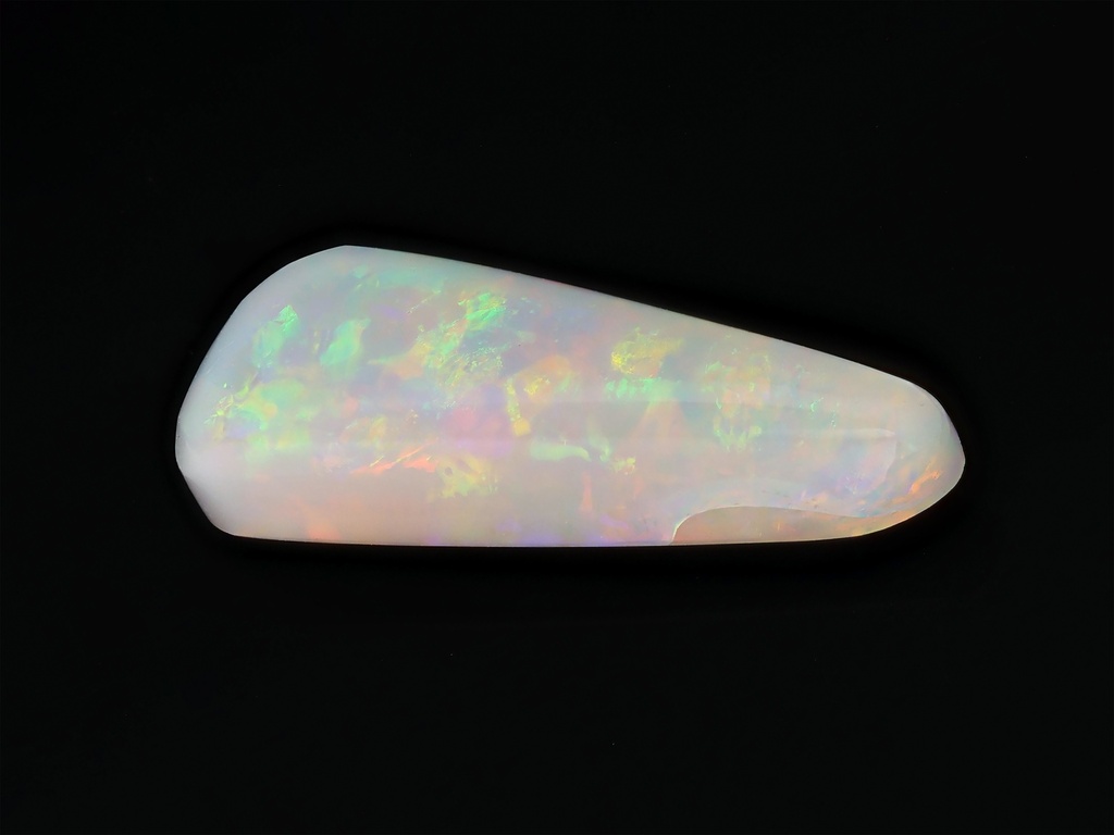 Opal Solid 13.7x5.6x2.3mm Triangle