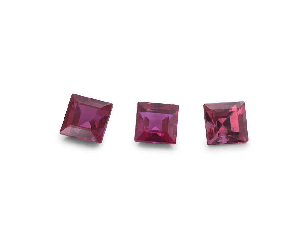 Ruby 3.25mm Carre Cut Good Pink Red