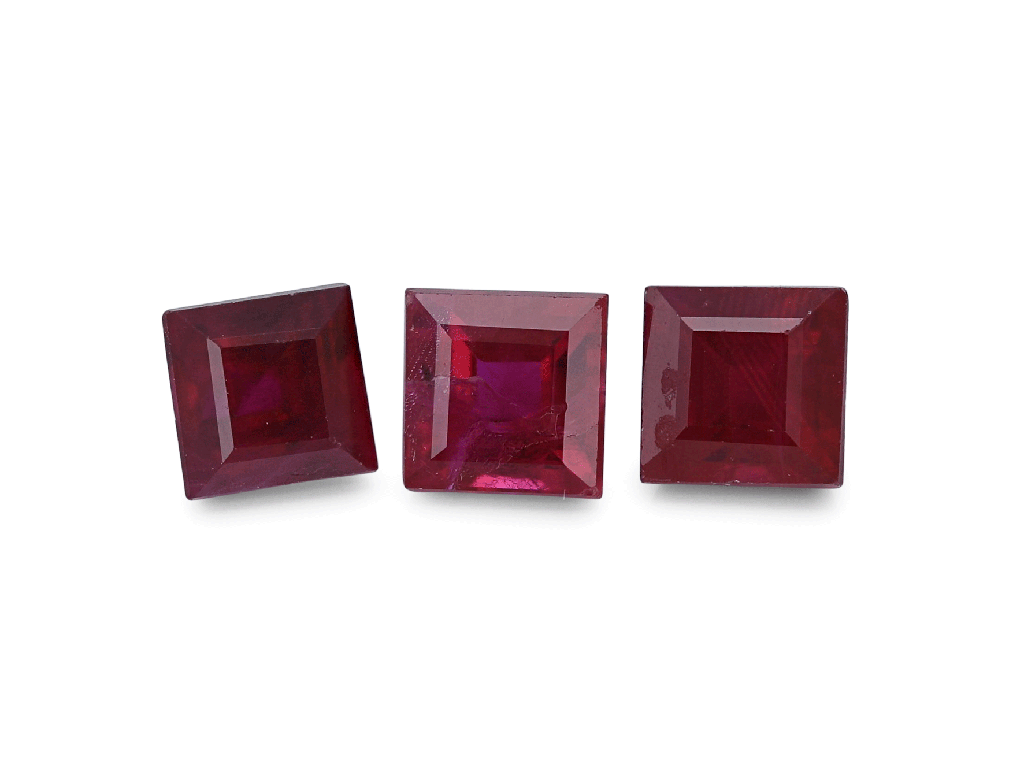 Ruby 3.25mm Carre Cut Mid Red