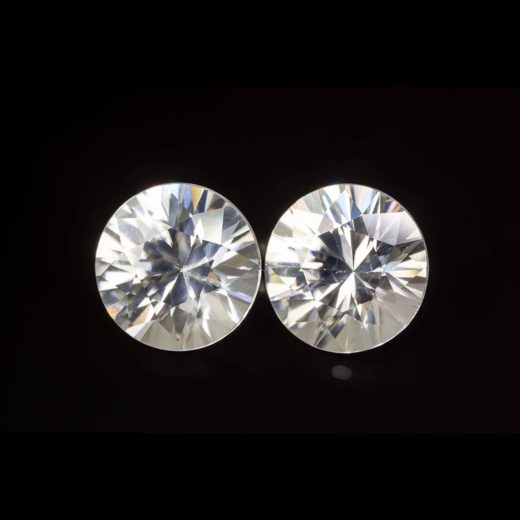 Zircon 6.4mm Round White Pair