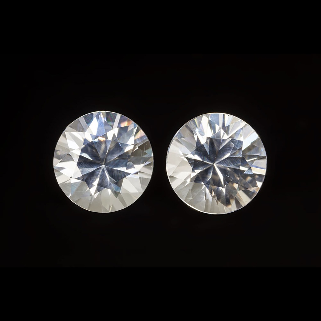 Zircon 6.2mm Round White Pair