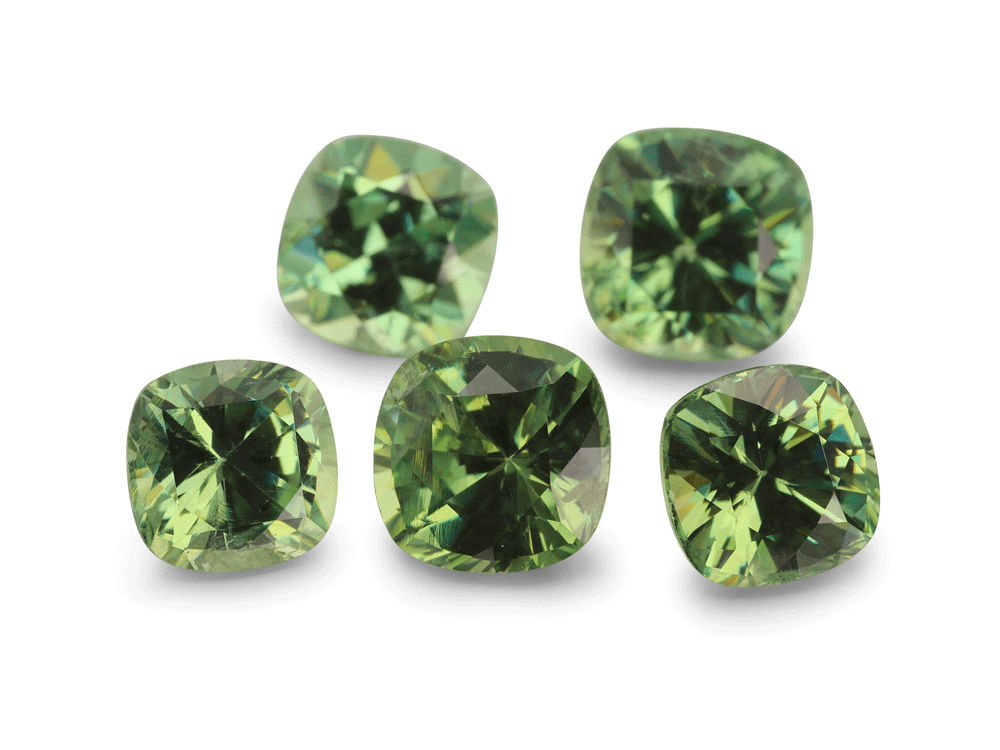 Demantoid Garnet 4.5-5.00mm Square Cushion