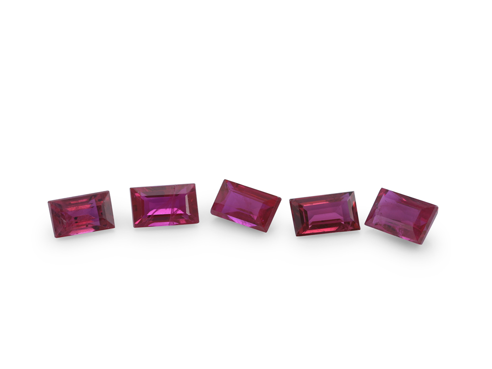 Ruby 3x2mm+/- Baguette Bright Red