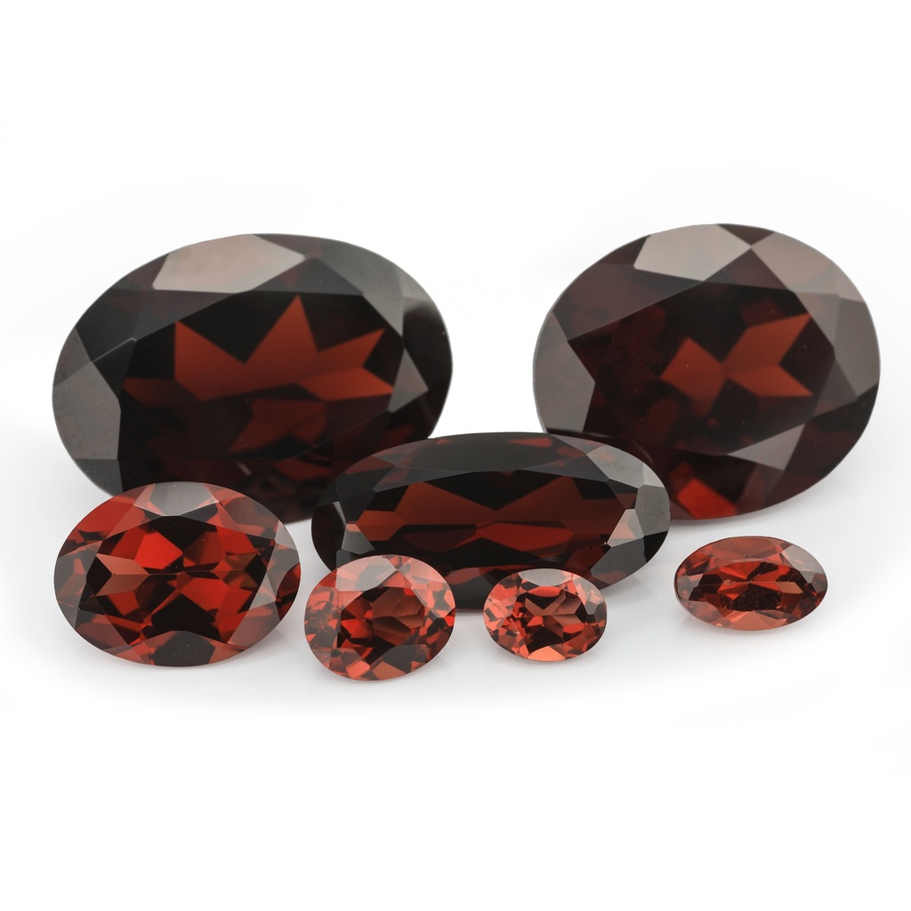 Almandine Garnet 5x4mm Oval