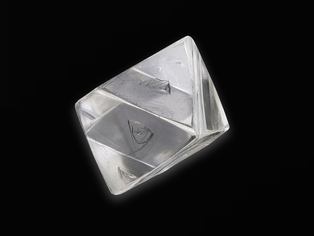 Diamond Octahedron Crystal 4.00mm +/-