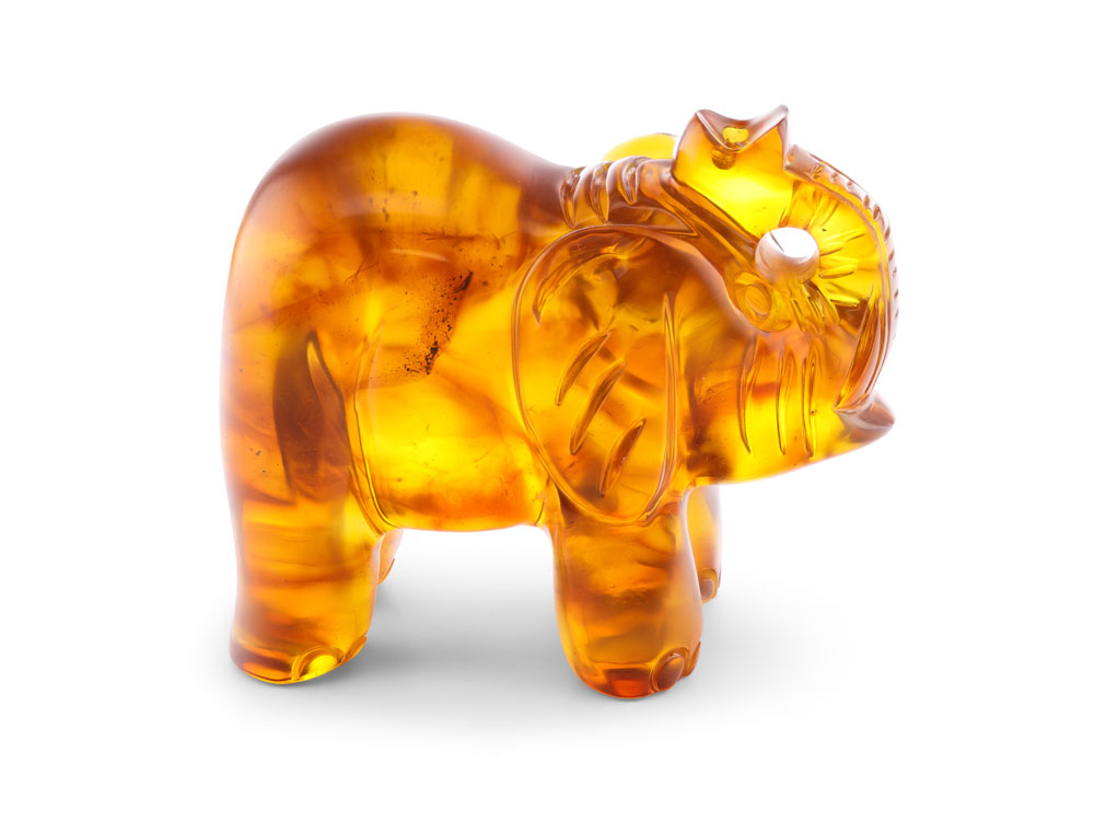 Amber 30x28mm Elephant Carving