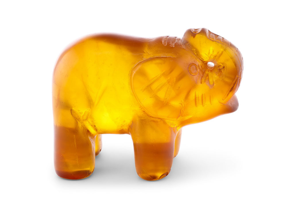 Amber 30x25mm Elephant Carving