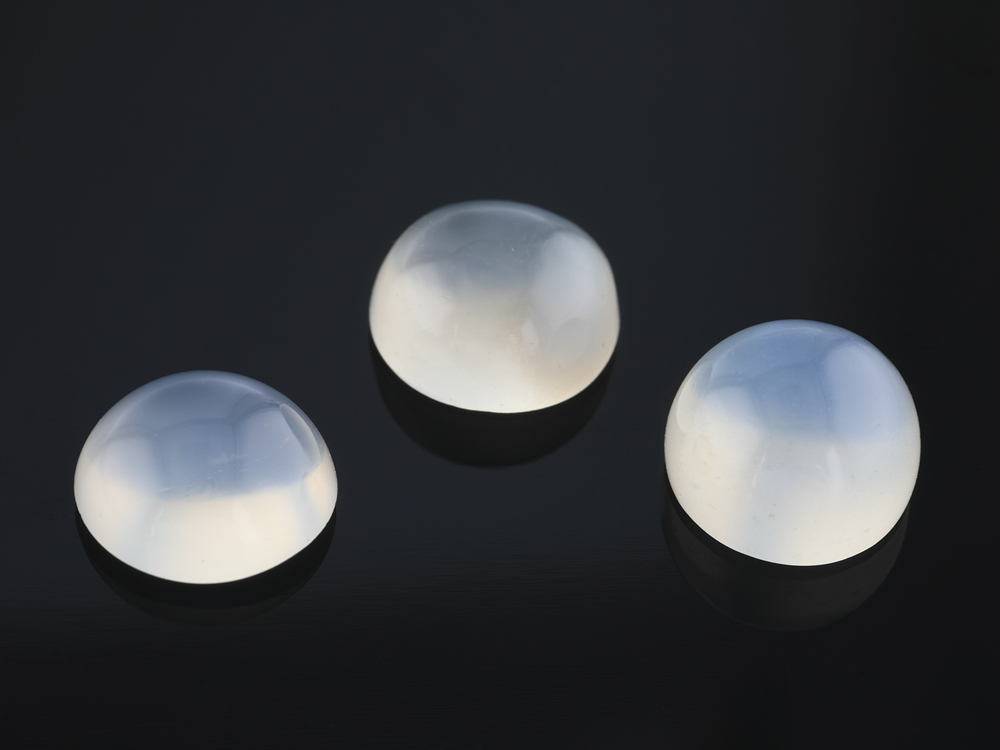 White Moonstone 8.00mm Round Cabochon