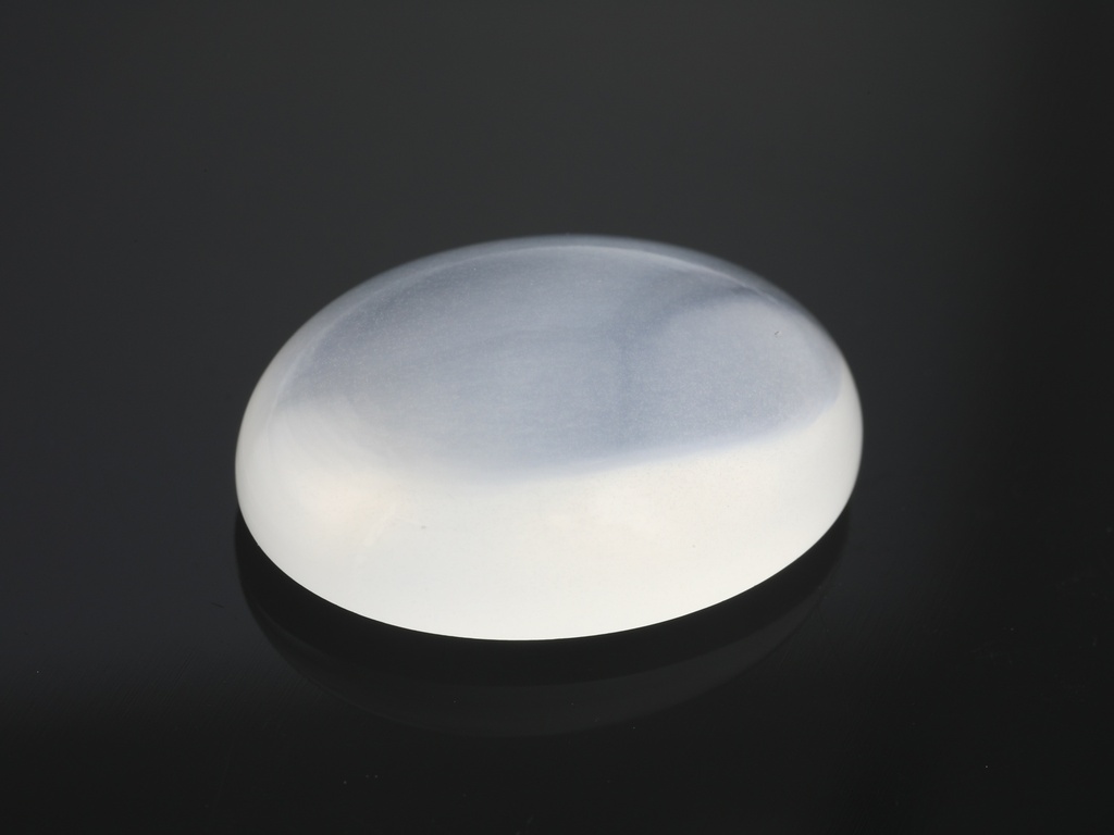 White Moonstone 18x13mm Oval Cabochon