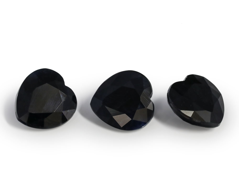 Australian Sapphire 6.00mm Heart Shape Black