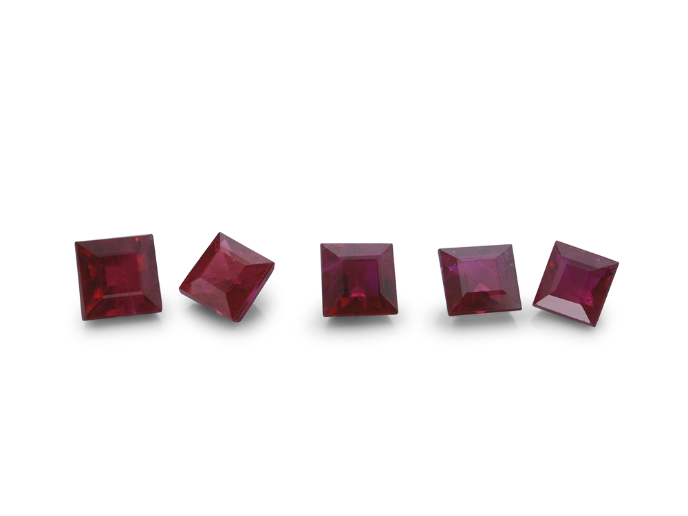 Ruby 2.50mm Carre Cut Mid Red