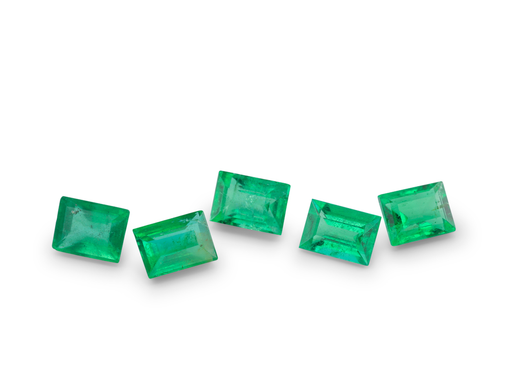 Emerald 3x2.2mm+/- Baguette