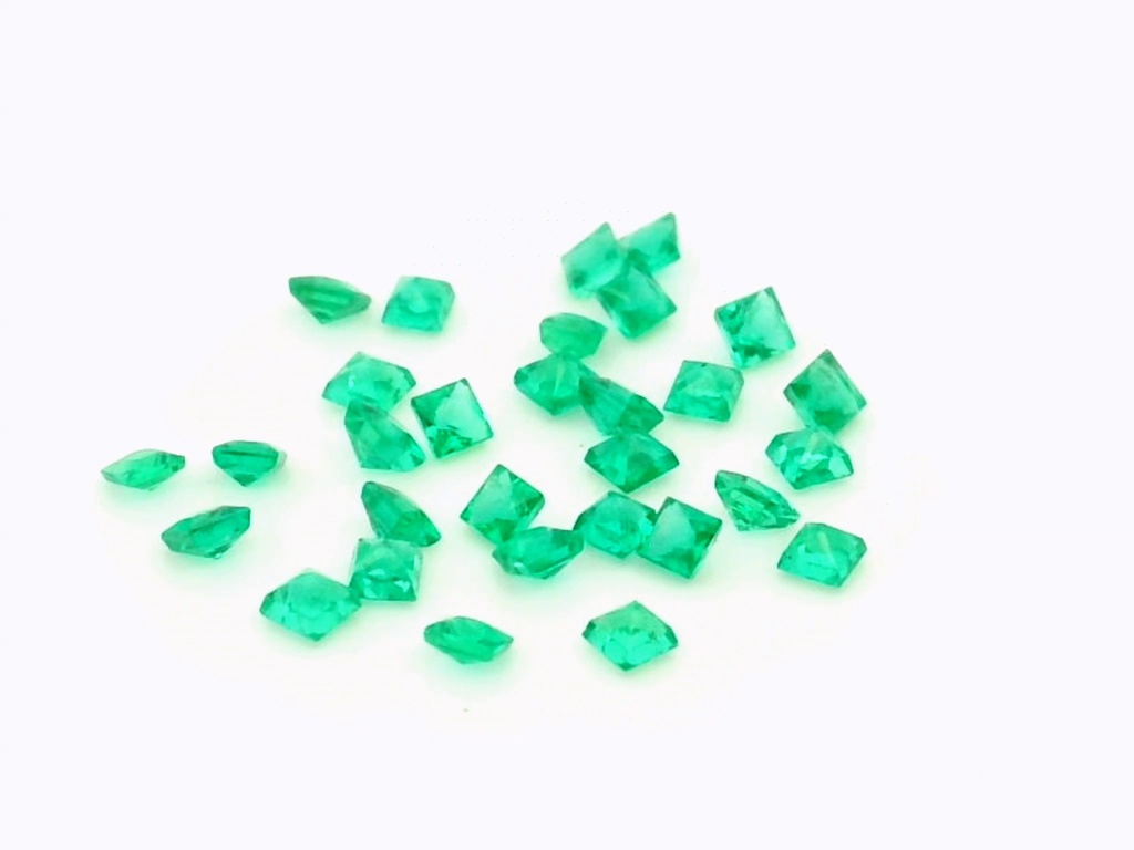 Emerald 2.00mm Princess Cut