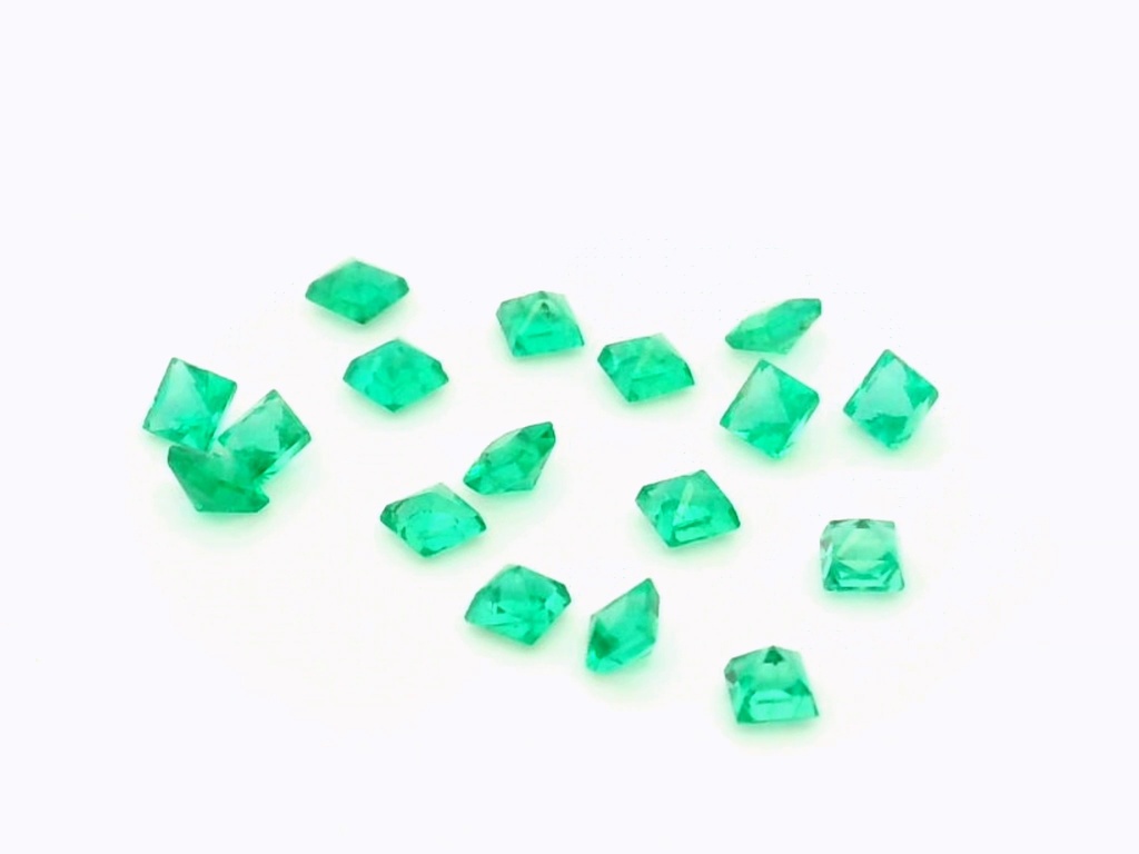 Emerald 2.25mm Princess Cut