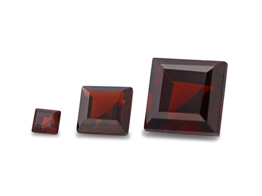 [GPQ-02] Pyrope Garnet 2.00mm Carre Cut