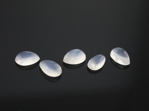 [MP-0503] White Moonstone 5x3mm Pear Shape 