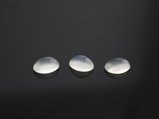 [MV-0503] White Moonstone 5x3mm Oval Cabochon